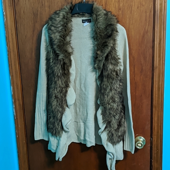 VENUS Sweaters - Venus cardigan with faux fur front